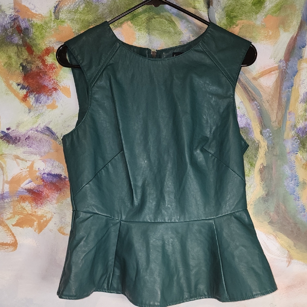 Last Kiss Emerald Green Peplum Blouse